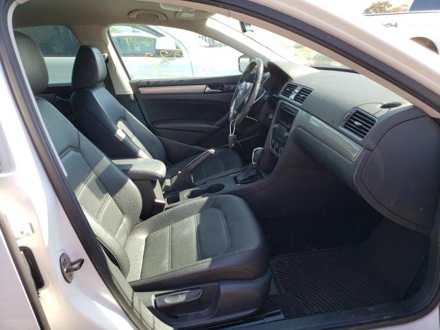 Photo 4 VIN: 1VWAT7A30EC060974 - VOLKSWAGEN PASSAT 