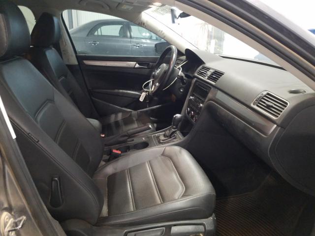 Photo 4 VIN: 1VWAT7A30FC002784 - VOLKSWAGEN PASSAT 