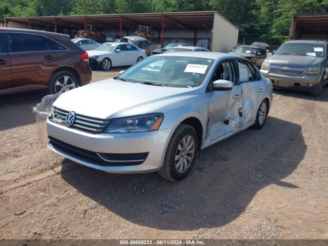 Photo 1 VIN: 1VWAT7A30FC034537 - VOLKSWAGEN PASSAT 