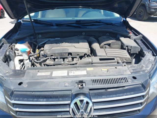 Photo 9 VIN: 1VWAT7A30FC071300 - VOLKSWAGEN PASSAT 