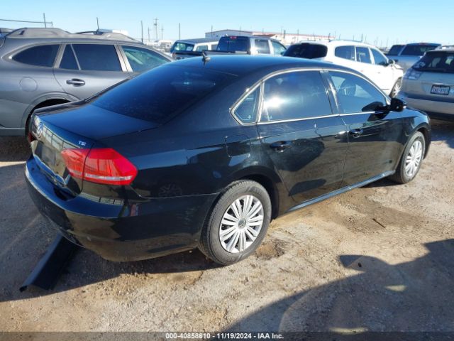 Photo 3 VIN: 1VWAT7A30FC079512 - VOLKSWAGEN PASSAT 