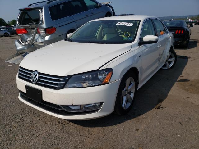 Photo 1 VIN: 1VWAT7A30FC114288 - VOLKSWAGEN PASSAT 