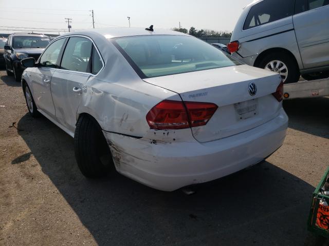 Photo 2 VIN: 1VWAT7A30FC114288 - VOLKSWAGEN PASSAT 