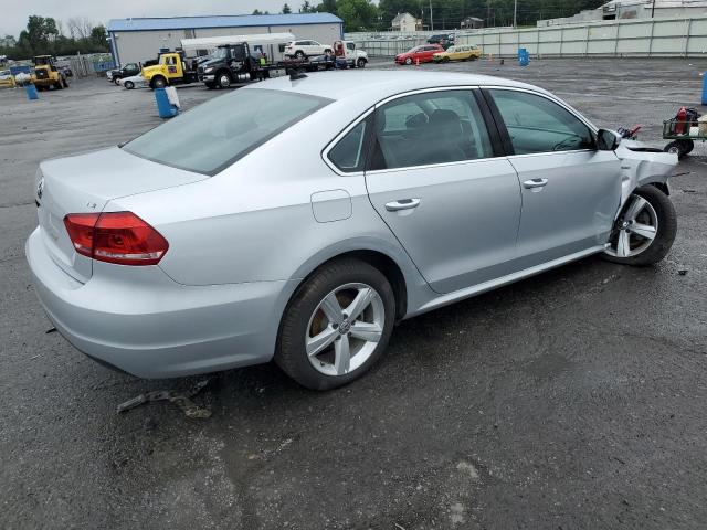 Photo 2 VIN: 1VWAT7A30FC115019 - VOLKSWAGEN PASSAT S 