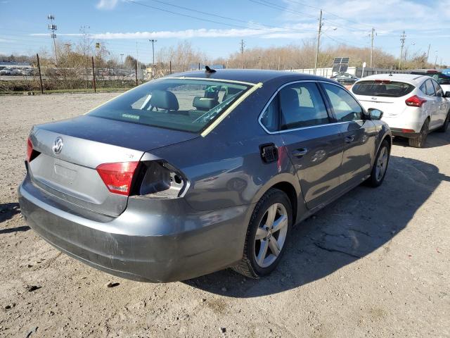 Photo 2 VIN: 1VWAT7A30FC116185 - VOLKSWAGEN PASSAT 