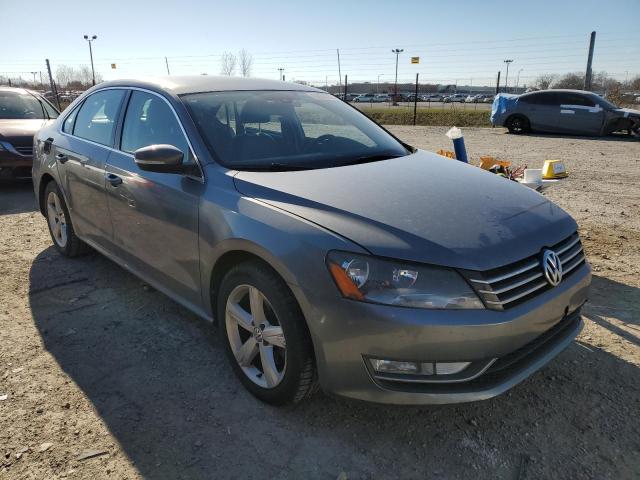 Photo 3 VIN: 1VWAT7A30FC116185 - VOLKSWAGEN PASSAT 