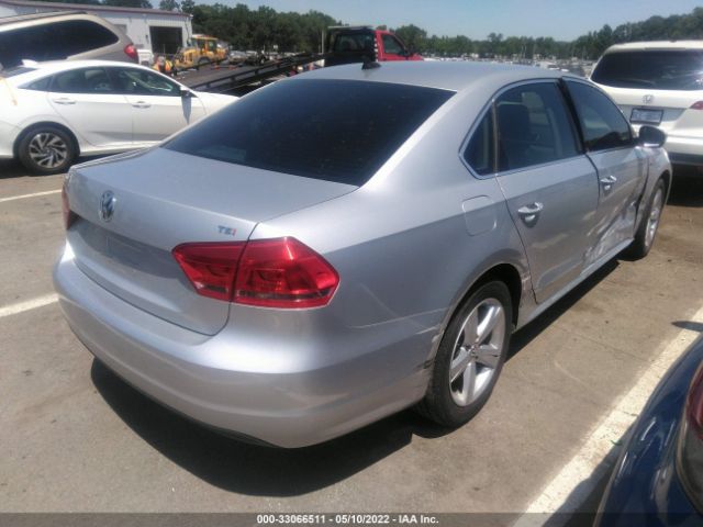 Photo 3 VIN: 1VWAT7A30FC117577 - VOLKSWAGEN PASSAT 