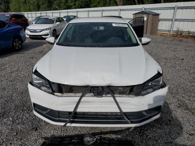 Photo 4 VIN: 1VWAT7A30HC002156 - VOLKSWAGEN PASSAT S 