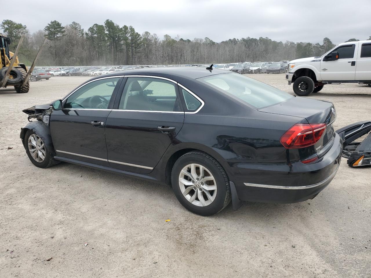 Photo 1 VIN: 1VWAT7A30HC009916 - VOLKSWAGEN PASSAT 