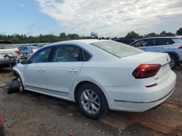 Photo 1 VIN: 1VWAT7A30HC014887 - VOLKSWAGEN PASSAT 