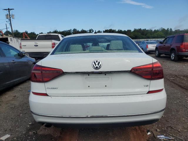 Photo 5 VIN: 1VWAT7A30HC014887 - VOLKSWAGEN PASSAT 