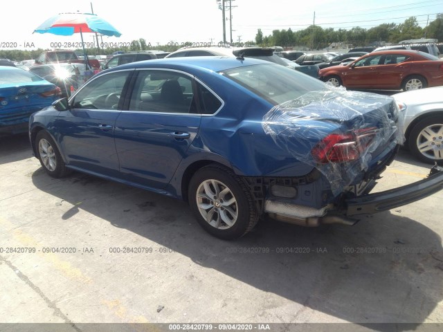 Photo 2 VIN: 1VWAT7A30HC024593 - VOLKSWAGEN PASSAT 