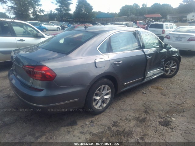 Photo 3 VIN: 1VWAT7A30HC027381 - VOLKSWAGEN PASSAT 