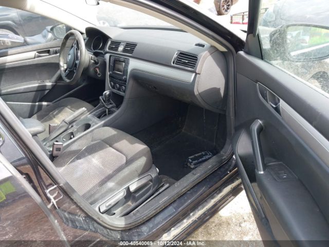 Photo 4 VIN: 1VWAT7A30HC043497 - VOLKSWAGEN PASSAT 