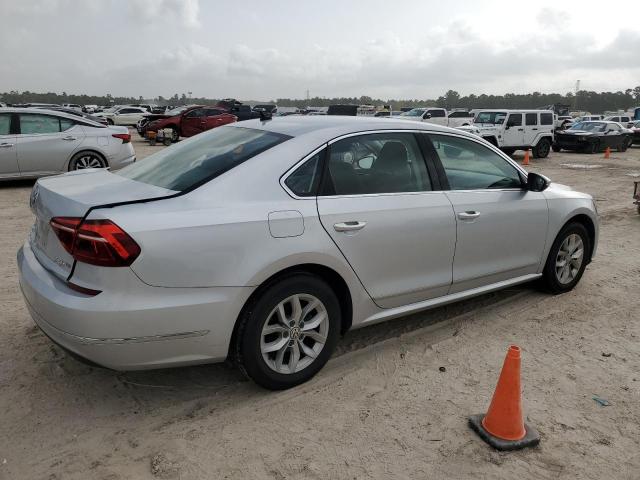 Photo 2 VIN: 1VWAT7A30HC059067 - VOLKSWAGEN PASSAT 