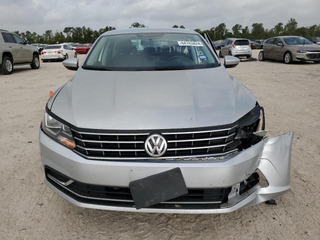 Photo 4 VIN: 1VWAT7A30HC059067 - VOLKSWAGEN PASSAT 