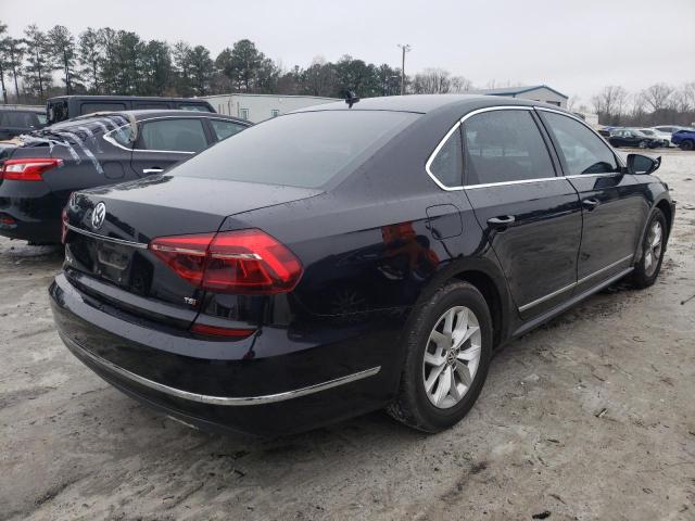 Photo 2 VIN: 1VWAT7A30HC064639 - VOLKSWAGEN PASSAT 