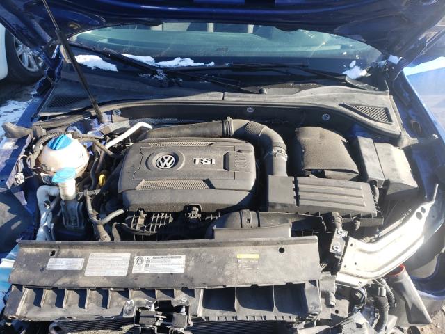 Photo 6 VIN: 1VWAT7A30HC067184 - VOLKSWAGEN PASSAT 