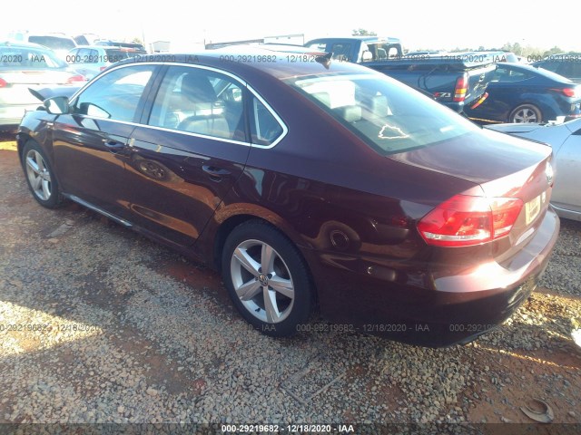 Photo 2 VIN: 1VWAT7A31EC033153 - VOLKSWAGEN PASSAT 