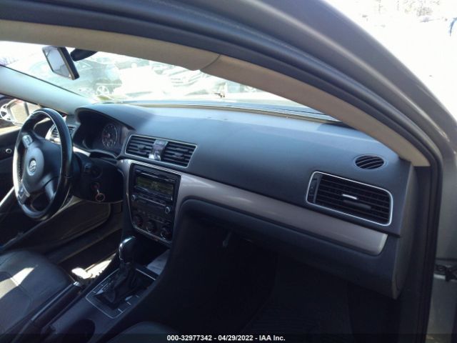 Photo 4 VIN: 1VWAT7A31EC048848 - VOLKSWAGEN PASSAT 