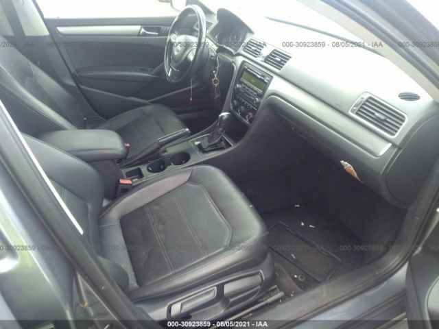 Photo 4 VIN: 1VWAT7A31EC071725 - VOLKSWAGEN PASSAT 