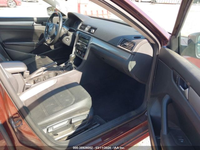 Photo 4 VIN: 1VWAT7A31EC085964 - VOLKSWAGEN PASSAT 