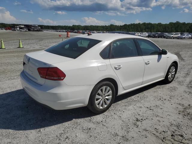 Photo 2 VIN: 1VWAT7A31FC037270 - VOLKSWAGEN PASSAT 