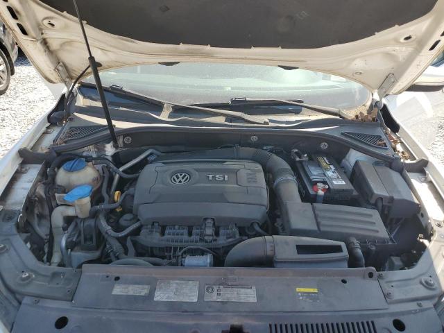 Photo 10 VIN: 1VWAT7A31FC047782 - VOLKSWAGEN PASSAT 