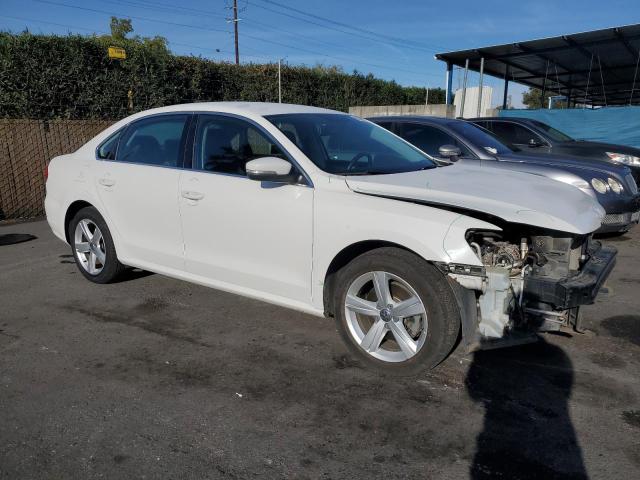 Photo 3 VIN: 1VWAT7A31FC077073 - VOLKSWAGEN PASSAT S 