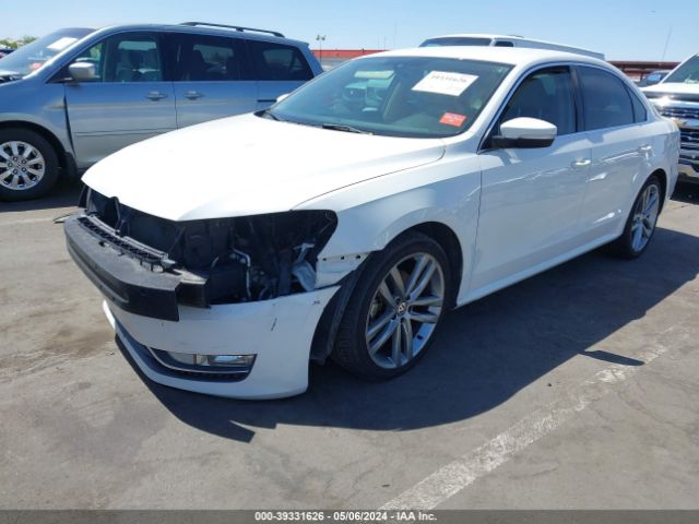 Photo 1 VIN: 1VWAT7A31FC082502 - VOLKSWAGEN PASSAT 