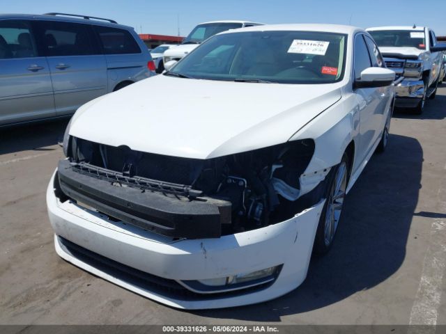 Photo 5 VIN: 1VWAT7A31FC082502 - VOLKSWAGEN PASSAT 