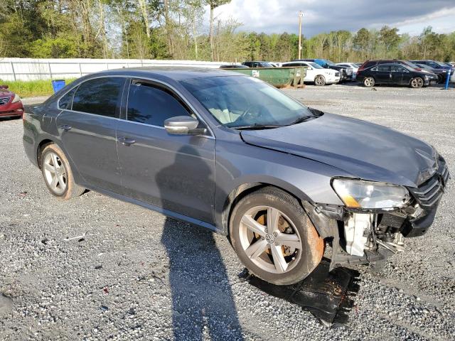 Photo 3 VIN: 1VWAT7A31FC082516 - VOLKSWAGEN PASSAT 