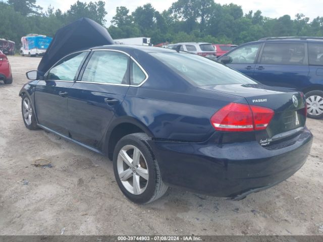 Photo 2 VIN: 1VWAT7A31FC095508 - VOLKSWAGEN PASSAT 