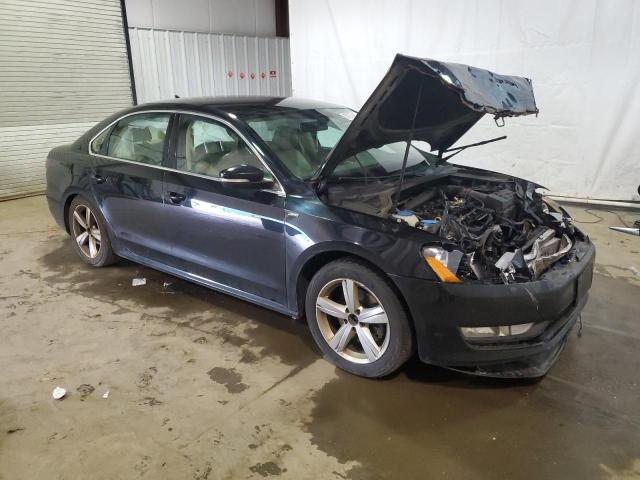 Photo 3 VIN: 1VWAT7A31FC104546 - VOLKSWAGEN PASSAT 