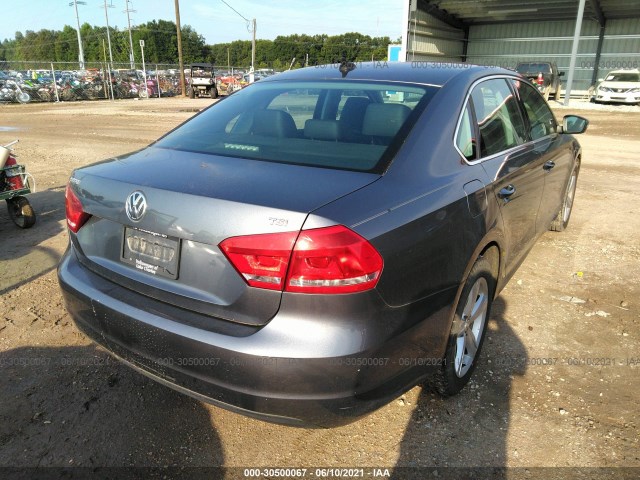 Photo 3 VIN: 1VWAT7A31FC112226 - VOLKSWAGEN PASSAT 