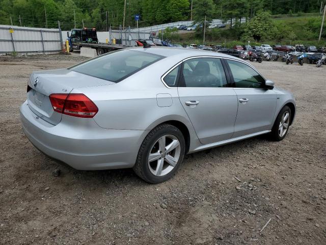 Photo 2 VIN: 1VWAT7A31FC121587 - VOLKSWAGEN PASSAT 