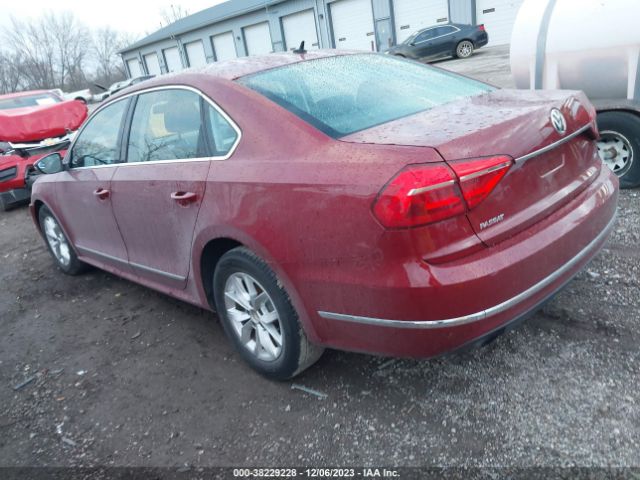 Photo 2 VIN: 1VWAT7A31GC007932 - VOLKSWAGEN PASSAT 