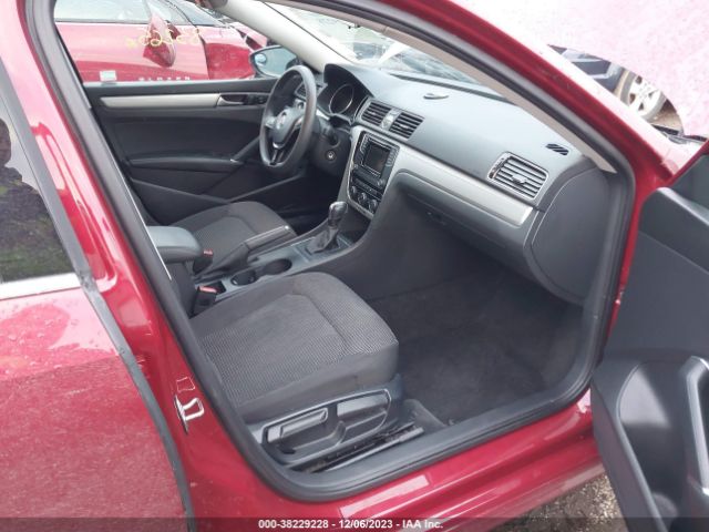 Photo 4 VIN: 1VWAT7A31GC007932 - VOLKSWAGEN PASSAT 