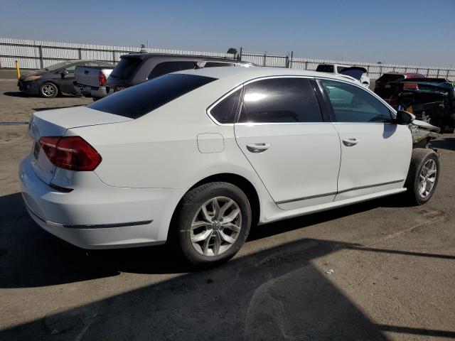 Photo 2 VIN: 1VWAT7A31GC028862 - VOLKSWAGEN PASSAT 