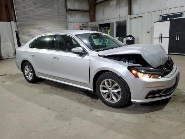 Photo 3 VIN: 1VWAT7A31HC033366 - VOLKSWAGEN PASSAT 