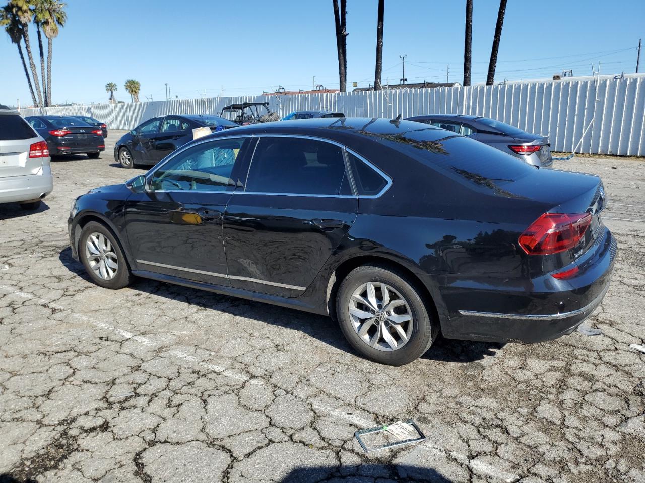 Photo 1 VIN: 1VWAT7A31HC064505 - VOLKSWAGEN PASSAT 