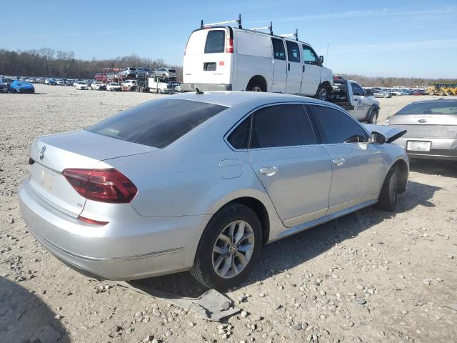 Photo 2 VIN: 1VWAT7A31HC065332 - VOLKSWAGEN PASSAT 