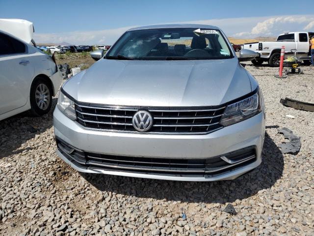 Photo 4 VIN: 1VWAT7A31HC066559 - VOLKSWAGEN PASSAT 