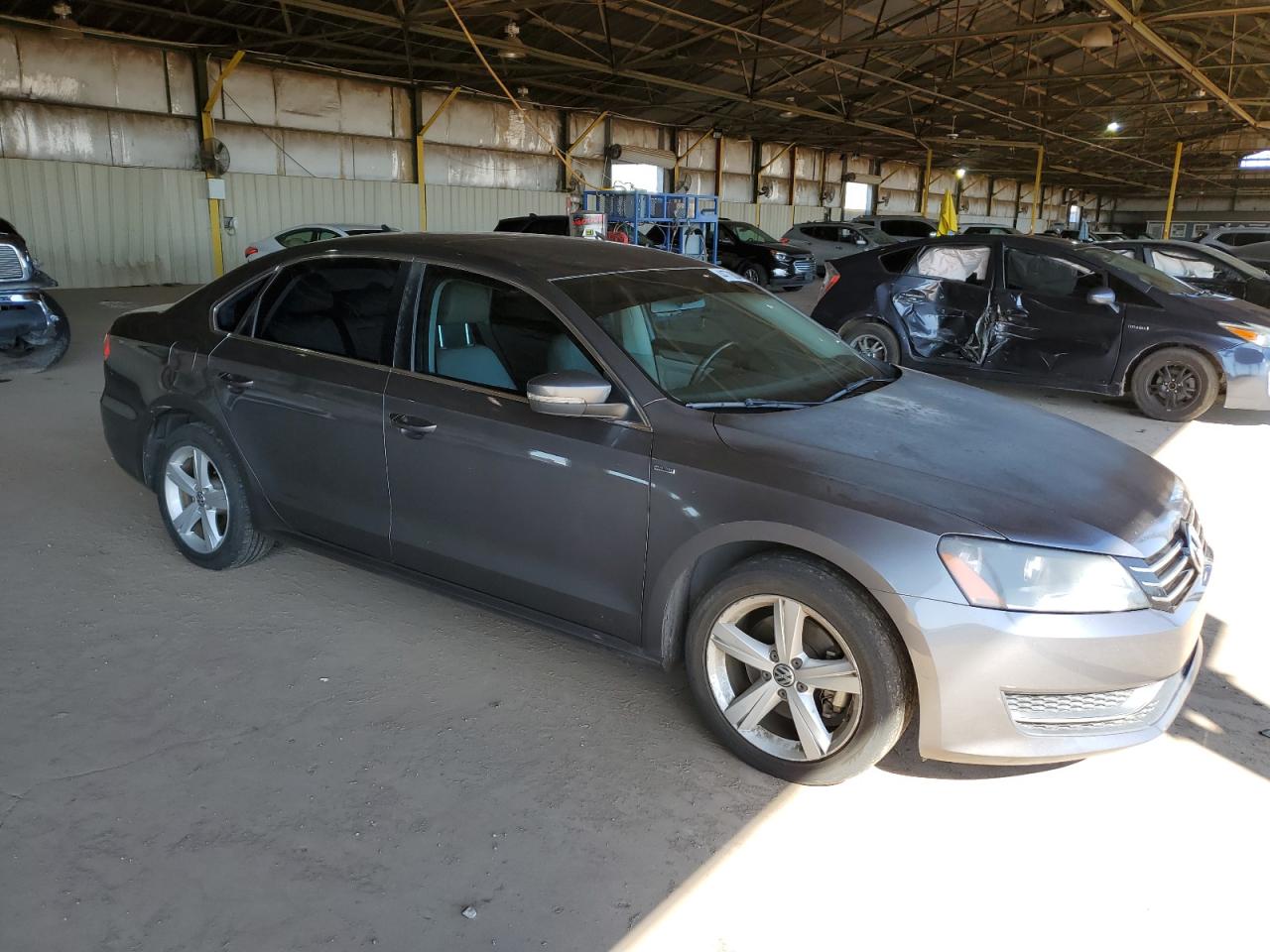 Photo 3 VIN: 1VWAT7A32EC034750 - VOLKSWAGEN PASSAT 