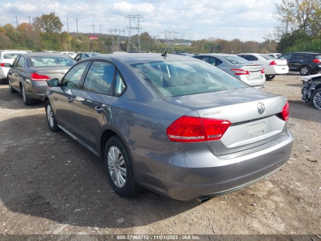 Photo 2 VIN: 1VWAT7A32EC039303 - VOLKSWAGEN PASSAT 