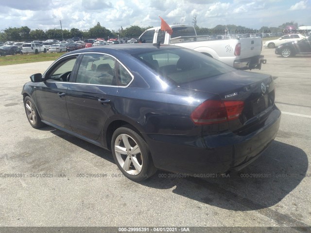 Photo 2 VIN: 1VWAT7A32EC058143 - VOLKSWAGEN PASSAT 