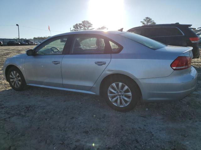 Photo 1 VIN: 1VWAT7A32EC099355 - VOLKSWAGEN PASSAT 