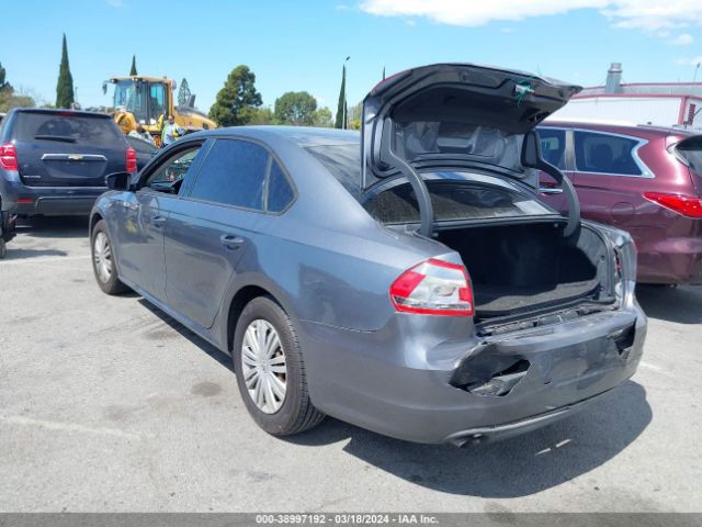 Photo 2 VIN: 1VWAT7A32EC106210 - VOLKSWAGEN PASSAT 