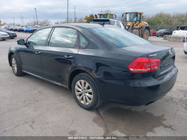 Photo 2 VIN: 1VWAT7A32FC006836 - VOLKSWAGEN PASSAT 