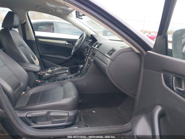 Photo 4 VIN: 1VWAT7A32FC006836 - VOLKSWAGEN PASSAT 